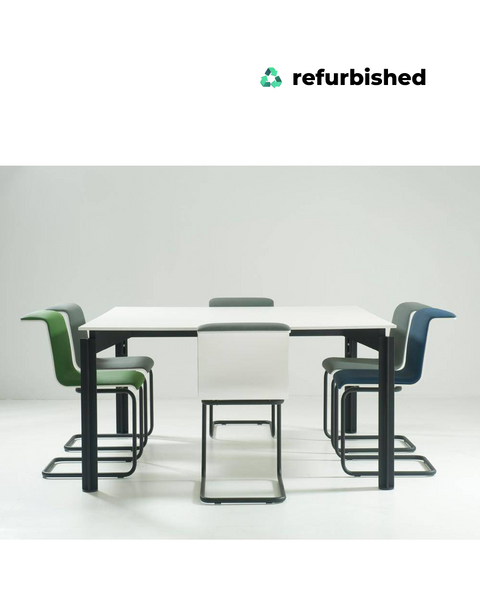 ♻️ Refurbished Bulo H2O tafel (zithoogte)